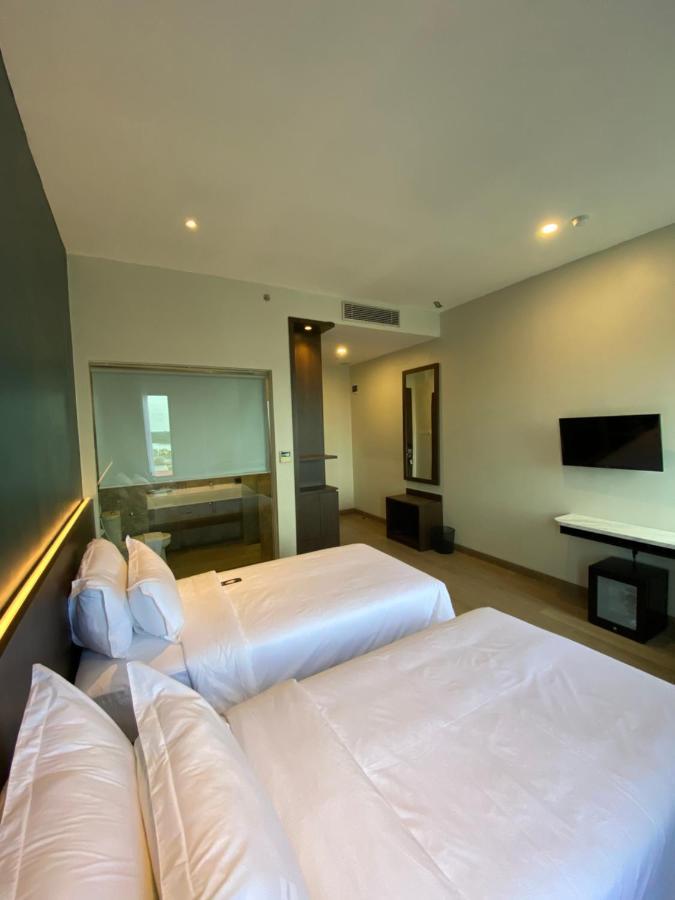 Luminor Hotel Tanjung Selor By Wh Екстериор снимка